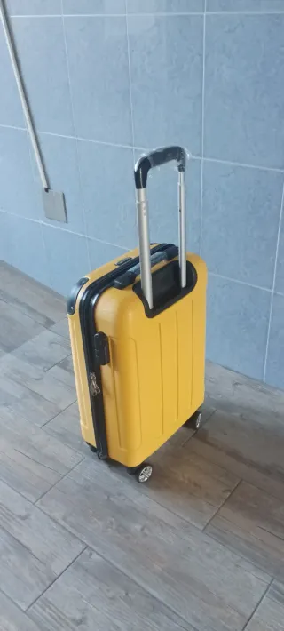 Maleta Cabina Amarilla 55x35x20 Nueva