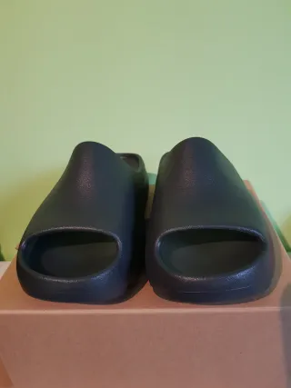 Yeezy Adidas YZY Dark Onyx Slide Taglia 35