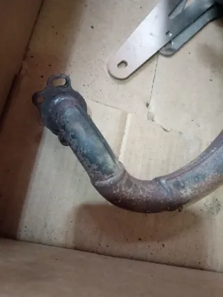 Escape Yasuni Tubo 225 Peugeot Ludix