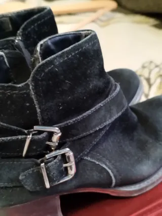 Botines negros hechos en España talla 39