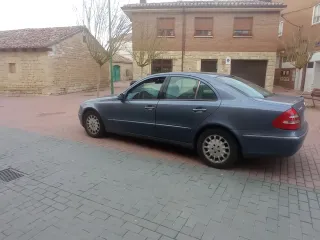 Mercedes-Benz Clase E 2003