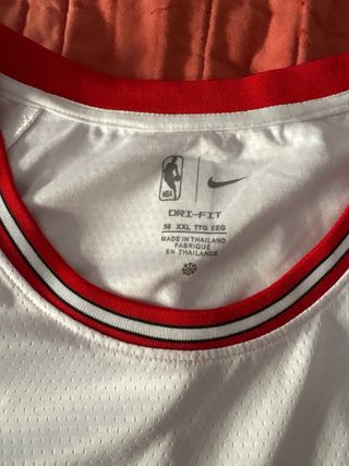 Camiseta Chicago Bulls Blanca 23 Jordan talla xxl