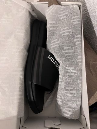 Sandalias Tommy Hilfiger Negras Talla 43