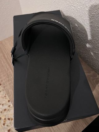 Sandalias Tommy Hilfiger Negras Talla 43