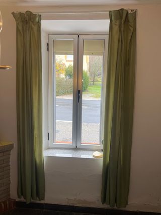 Tende in tessuto e legno