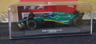 Coche Slot NSR Formula 22 Aston Martin Verde