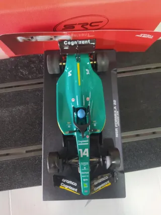 Coche Slot NSR Formula 22 Aston Martin Verde