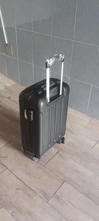 Maleta Cabina Negra 55x35x20 Nueva