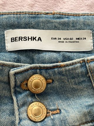Vaqueros Bershka Skinny Acampanados
