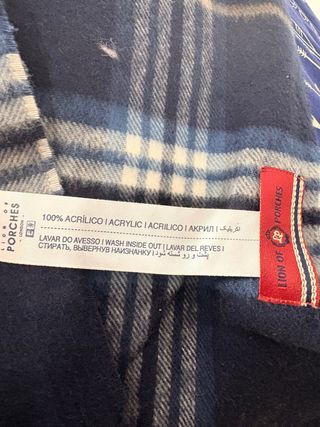 Bufanda cuadros azul Lion of Porches