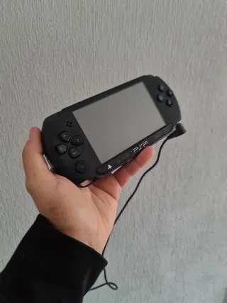 PSP Street E1004 + Juegos