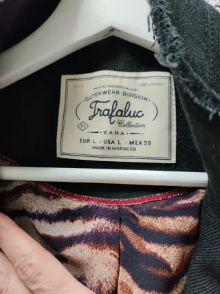 Chaqueta militar Zara negra