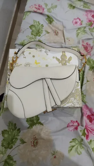 Borsa Dior Bianca Dettagli Oro