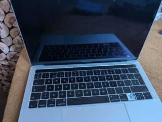 Macbook Pro 2017 Gris Espacial