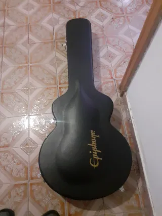 Guitarra Epiphone Semi-acústica