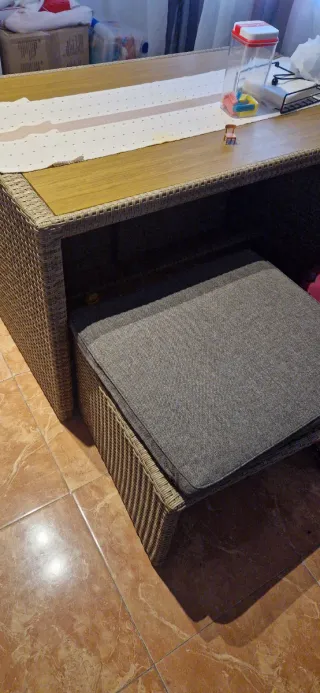 Mesa-banco convertible en banco