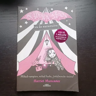 Isadora Moon va de excursion / Isadora Moon Goe...