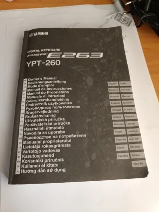 Teclado Yamaha YPT-260 PSR-E263