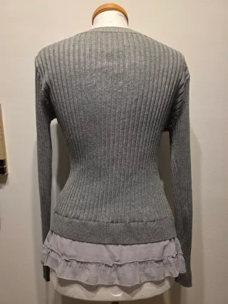 Maglia grigia con top pizzo e rouches