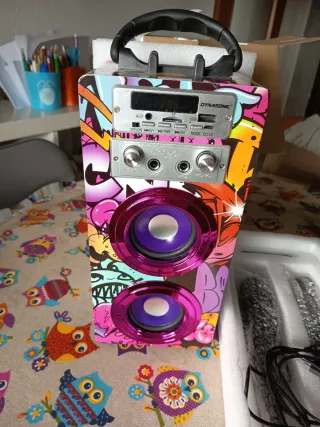 Caja de Sonido Karaoke Dynasonic E-025