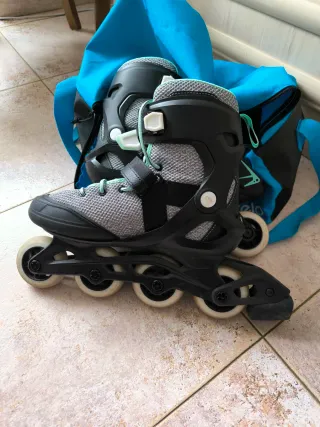 Patines en línea + protecciones + casco