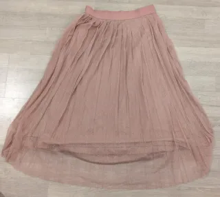 Falda de tul rosa. Talla M.