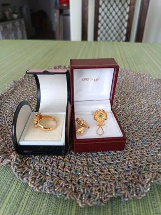 Juego 18k Oro Esmeraldas y Circonitas