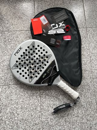 Pala Padel NOX AT10 Luxury 18K