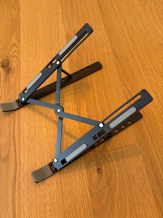 Soporte portátil pequeño negro