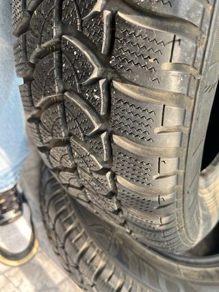 Neumático 195/60R15 88T