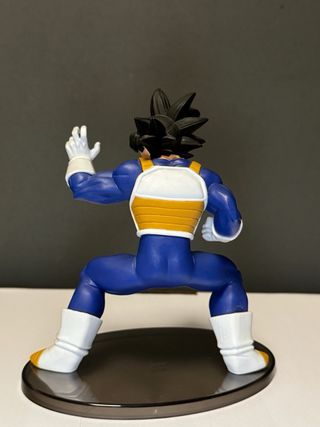Figura Dragon Ball Goku Armadura Saiyan