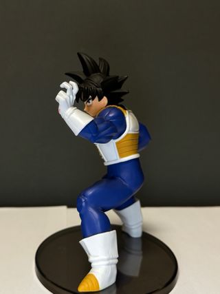Figura Dragon Ball Goku Armadura Saiyan