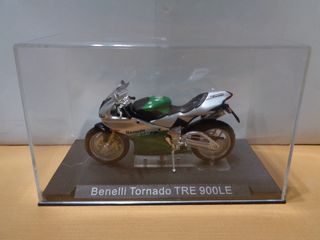 Miniatura Benelli Tornado TRE 900LE 1/24