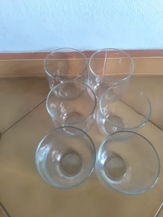 Vasos de cristal transparentes