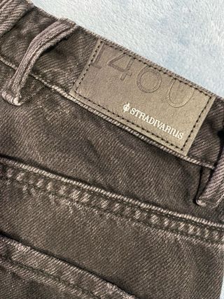 Pantalón vaquero negro Stradivarius Talla 32