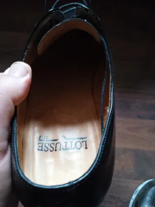 LOTTUSSE Zapatos de Vestir Hombre Talla 44