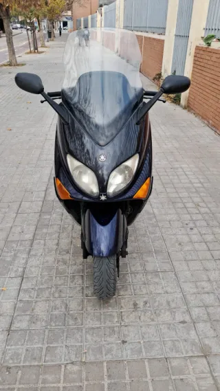 Yamaha Tmax500 azul - Poco uso