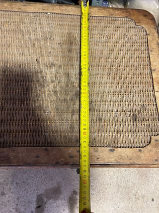 Baúl de mimbre y madera