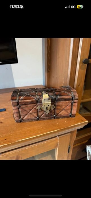 Caja joyero madera con cierre dorado