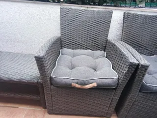 Conjunto sofás exterior mimbre gris/negro