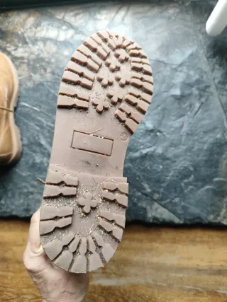 Botas estilo monte talla 39