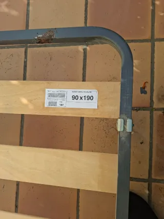 Cama individual con colchón 90x190