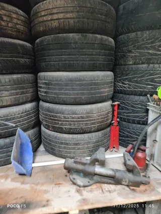 70 Neumáticos Variados