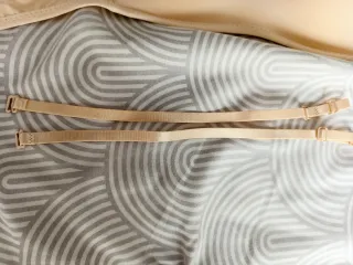 Sujetador sin tirantes beige