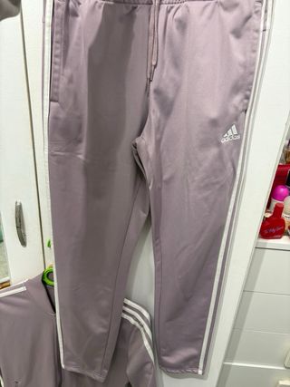 Conjunto chándal Adidas morado