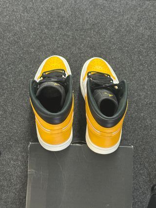 Nike Jordan 1 Mid Giallo Bianco 42