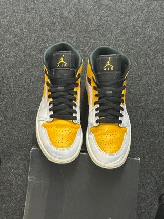 Nike Jordan 1 Mid Giallo Bianco 42