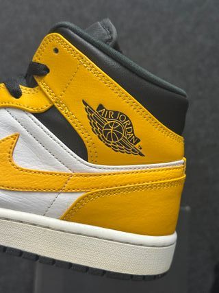 Nike Jordan 1 Mid Giallo Bianco 42
