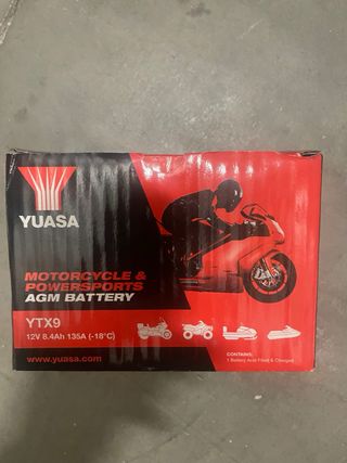 Batería Yuasa YTX9 AGM