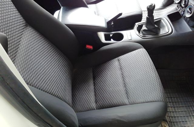 Toyota Hilux Toyota Hilux 2.4 D-4D Cabina Doble GX